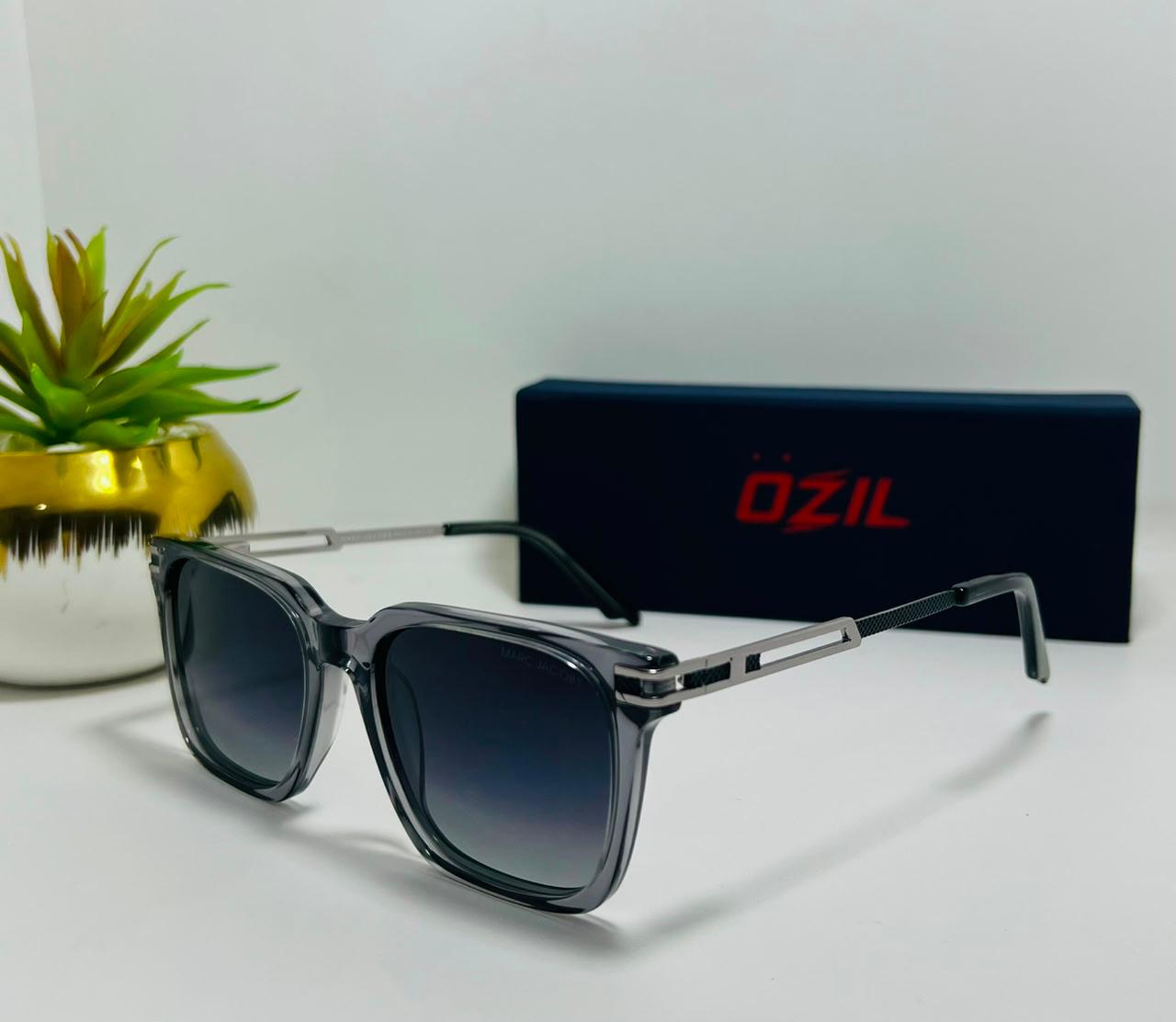 MARC JACOBS | OZ012