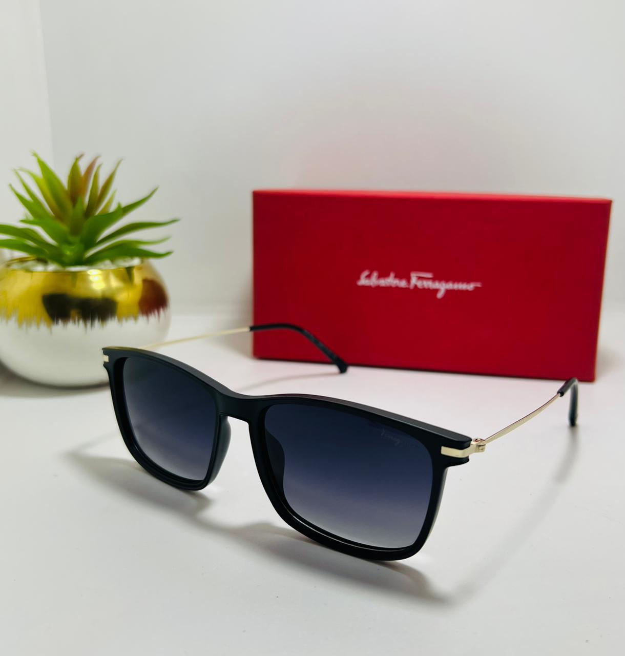 Salvatore Ferragamo | OZ027