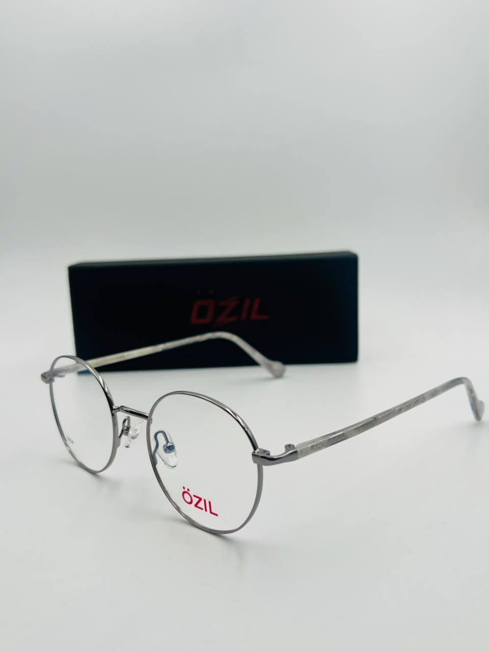 OZIL | O009
