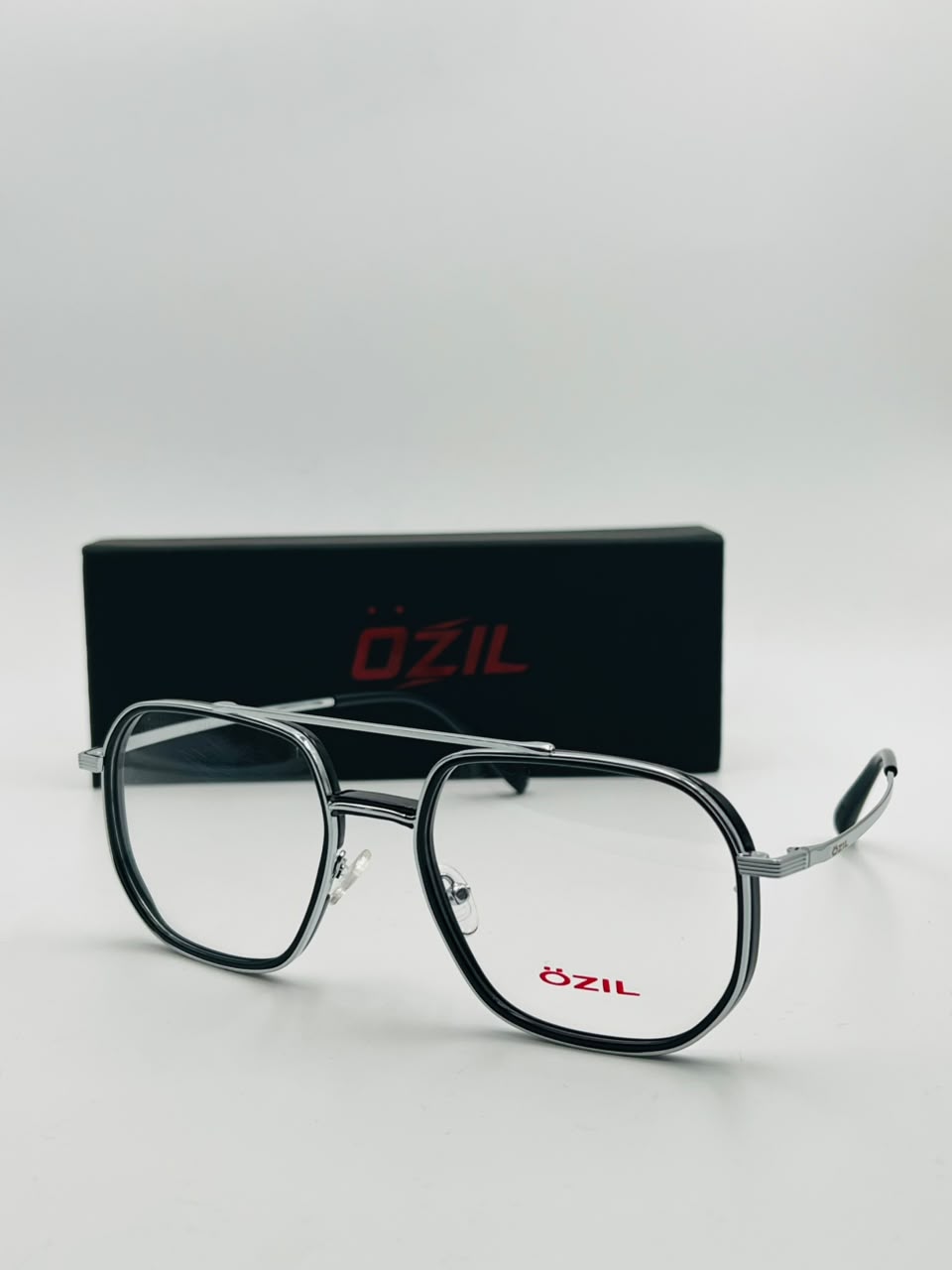 OZIL | O008