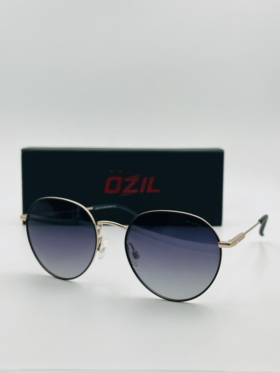 TOMMY HILFIGER | SUN004