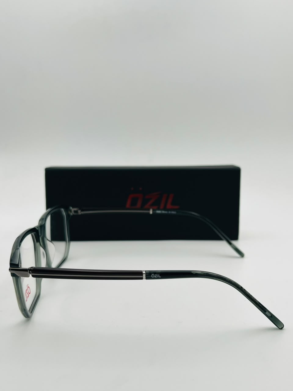 OZIL | O017