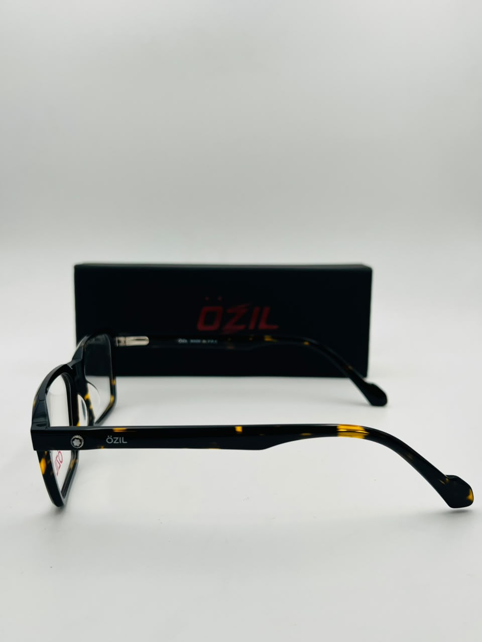 OZIL | O020