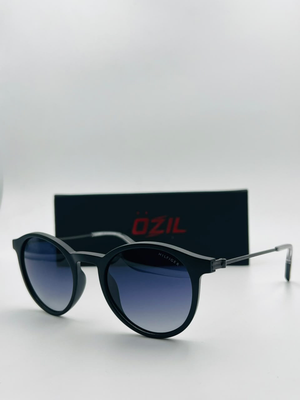 TOMMY HILFIGER| SUN033