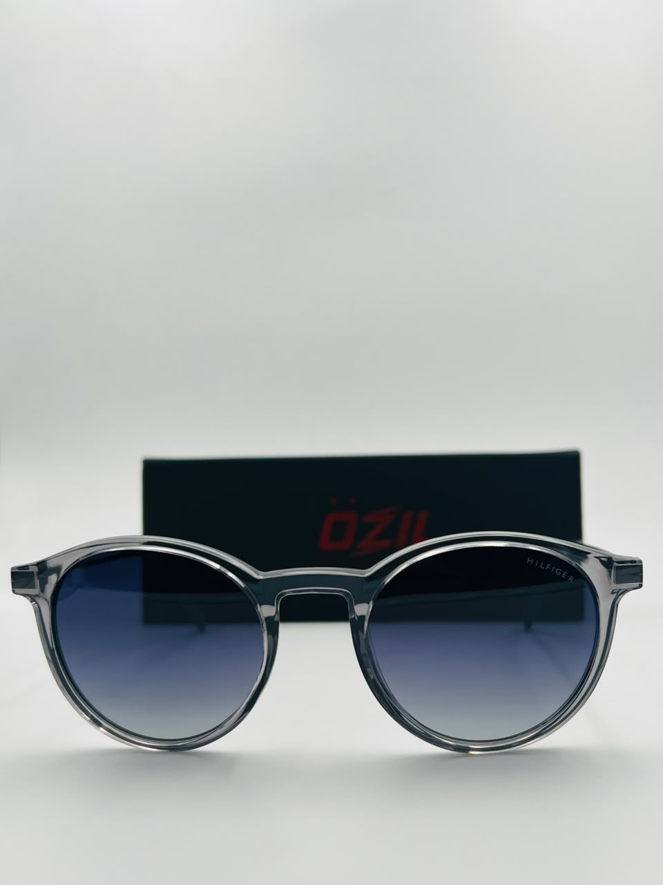 TOMMY HILFIGER| SUN033